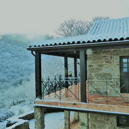 Lugar Dos Devas 컨트리하우스 *